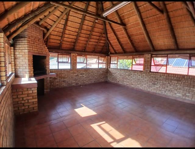 4 BEDROOM HOUSE FOR SALE IN BO-DORP